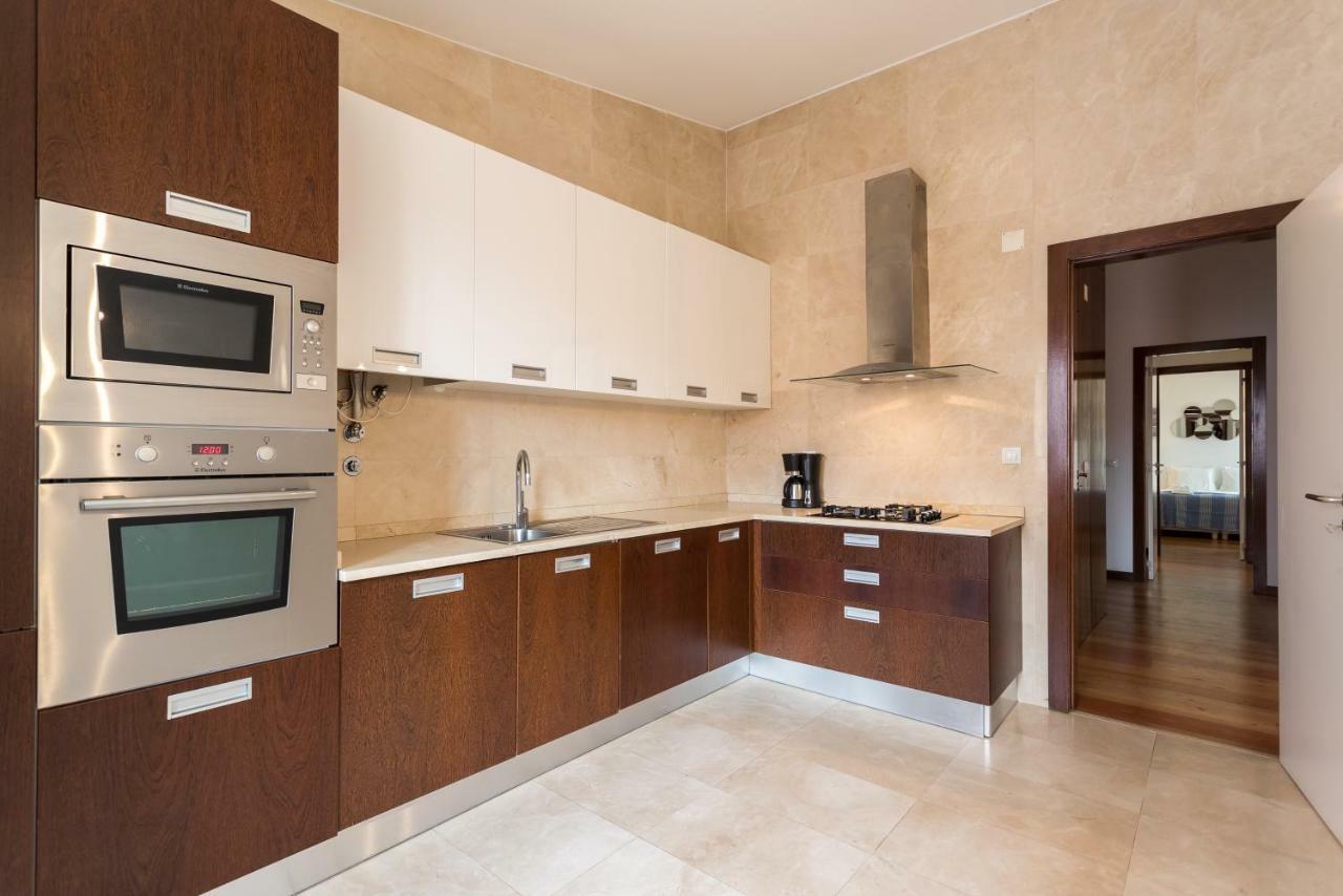 Alfama Modern Two-Bedroom Apartment W/ River View And Parking - By Lu Holidays Lisboa Exteriér fotografie